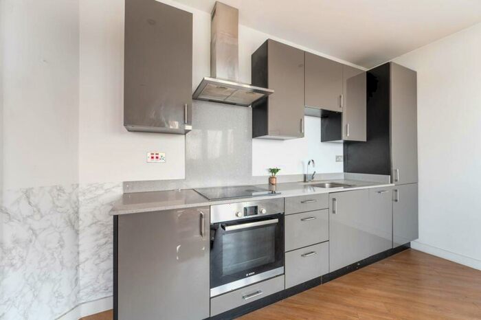 1 Bedroom Flat To Rent In Neasden Lane, Neasden, London, NW10