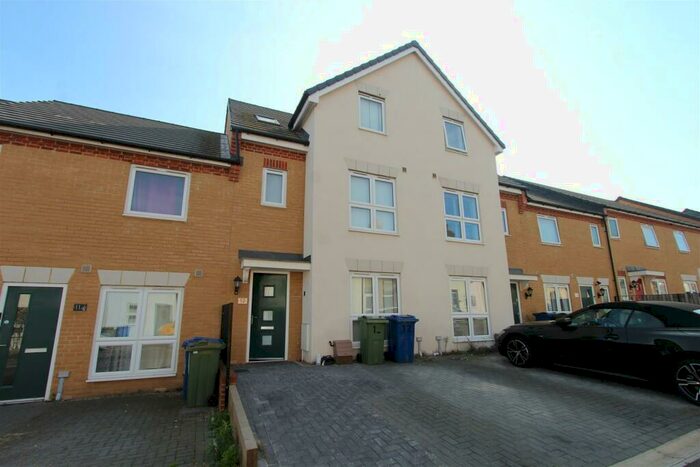 3 Bedroom Terraced House To Rent In Charlotte Street, Sittingbourne, ME10