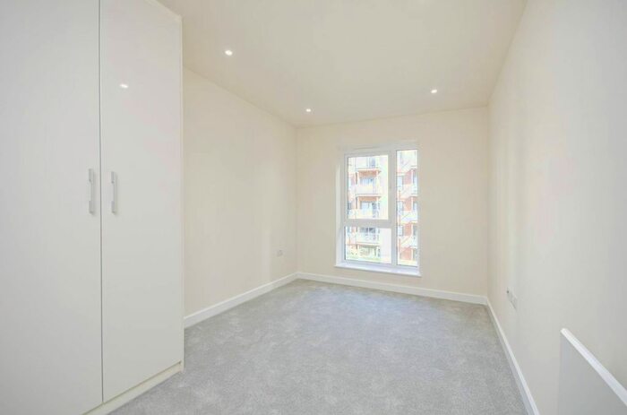 2 Bedroom Flat To Rent In Capri House, Colindale, London, NW9
