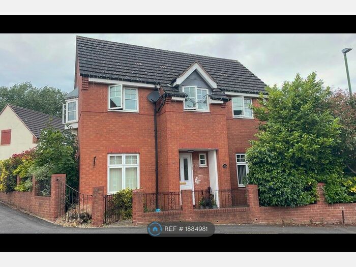 4 Bedroom Detached House To Rent In Wavers Marston, Solihull, B37