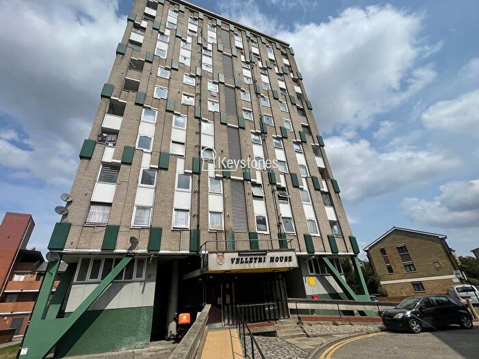 2 Bedroom Flat For Sale In Velletri House, Mace Street, Bethnal Green, E2