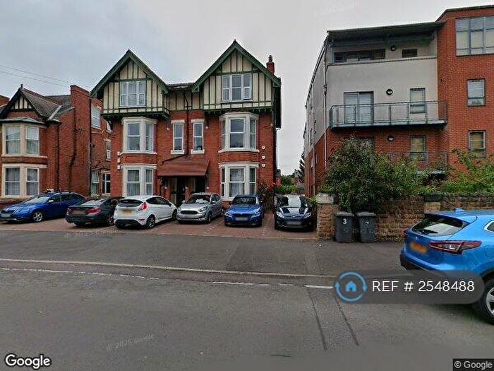 1 Bedroom Flat To Rent In Musters Road, Nottingham, NG2