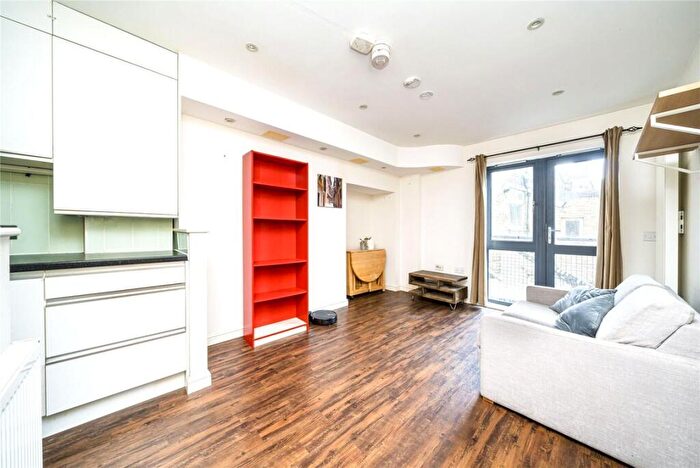 1 Bedroom Flat For Sale In Deptford High Street, Deptford, SE8