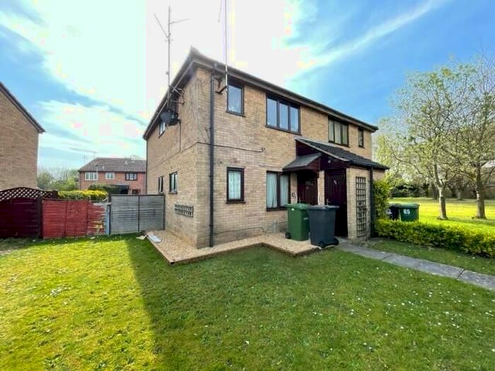 1 Bedroom Flat To Rent In Somerville, Peterborough, PE4