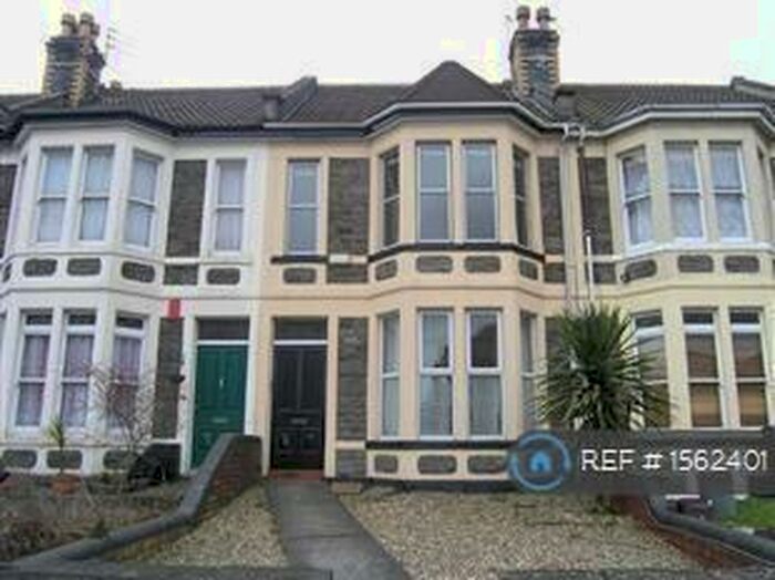 3 Bedroom Maisonette To Rent In Fishponds Road, Bristol, BS16
