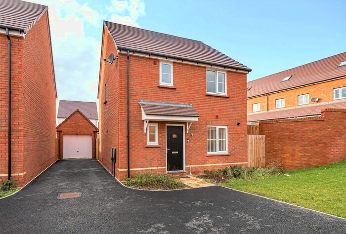 3 Bedroom Detached House For Sale In Natton Close, Pamington, Tewkesbury, Gloucestershire, GL20