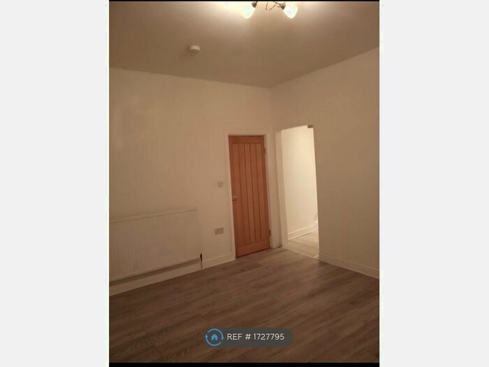 1 Bedroom Flat To Rent In Glen Rd, Sheffield, S7