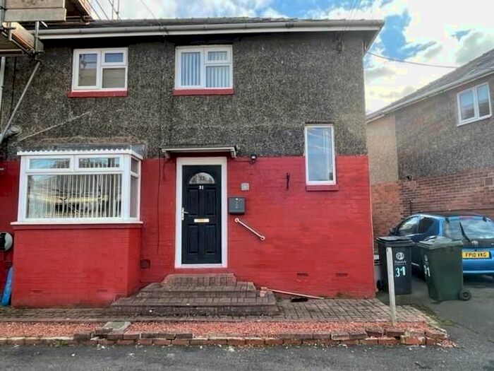 2 Bedroom Semi-Detached House To Rent In Castle Road, Prudhoe, Prudhoe, Northumberland, NE42