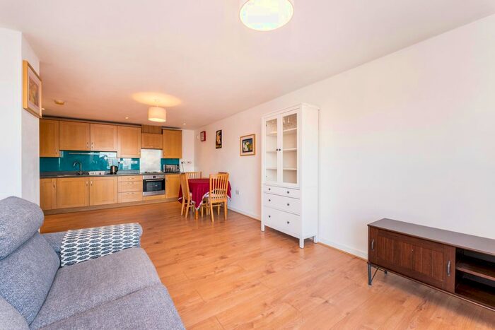 2 Bedroom Flat To Rent In 96-122 Uxbridge Road, West Ealing W13