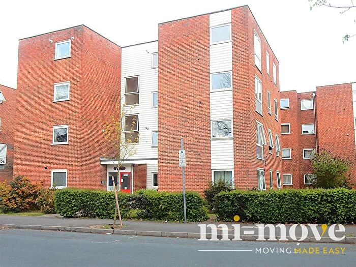 1 Bedroom Flat To Rent In St. James Road, Sutton, SM1