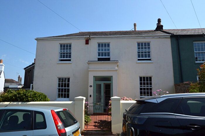 5 Bedroom Terraced House For Sale In Trumlands Road, St Marychurch, Torquay, Devon, TQ1