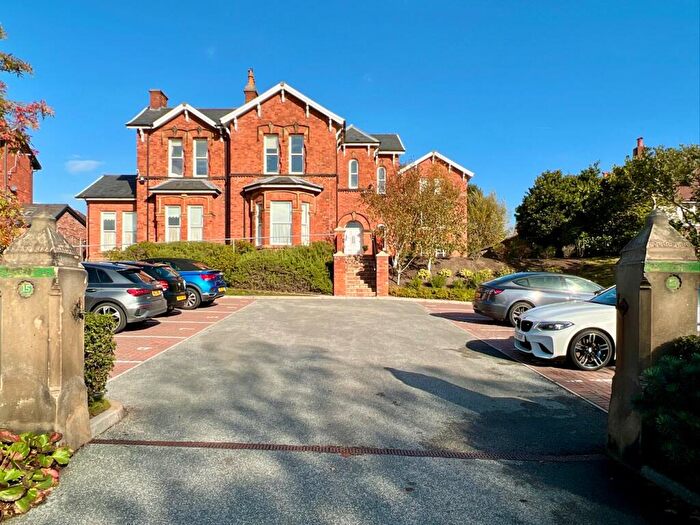 2 Bedroom Apartment For Sale In Weld Road, Birkdale, Southport, PR8