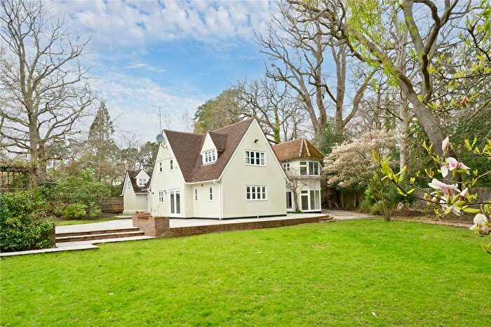 4 Bedroom Detached House To Rent In Bagshot Road, Ascot, Berkshire, SL5