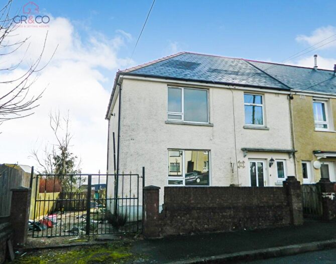 3 Bedroom End Of Terrace House For Sale In Tynewydd, Nantybwch, Tredegar, NP22