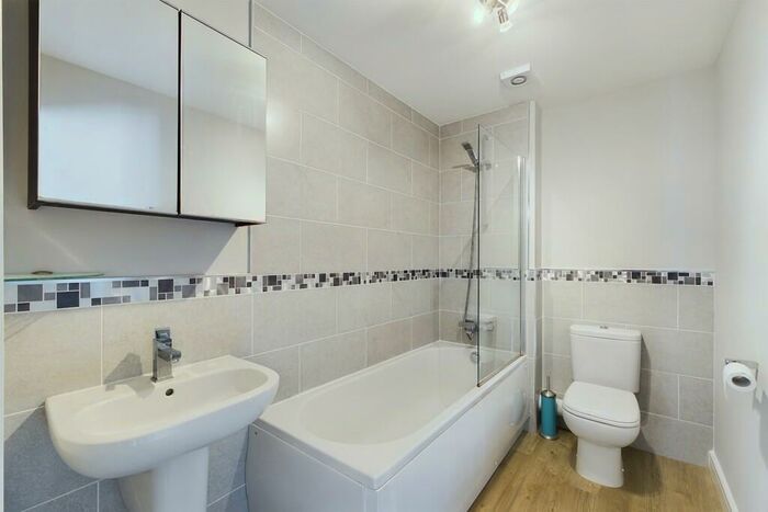 2 Bedroom Apartment To Rent In High Cragg Close, Kendal, LA9