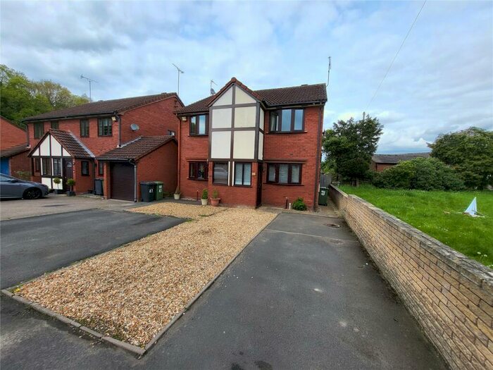 2 Bedroom Semi-Detached House To Rent In Heathlands, Stourport On Severn, Worcestershire, DY13