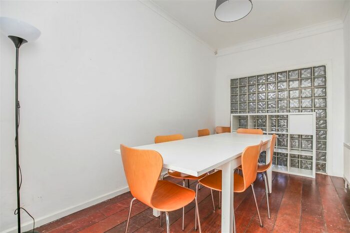 5 Bedroom Terraced House To Rent In Chillingham Road, Heaton, Newcastle Upon Tyne, NE6