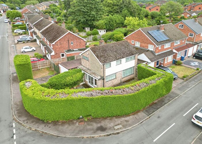 3 Bedroom Detached House For Sale In Scotch Orchard, Lichfield, WS13
