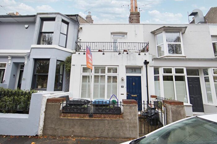 2 Bedroom Semi-Detached House For Sale In Dover Road, Deal, CT14