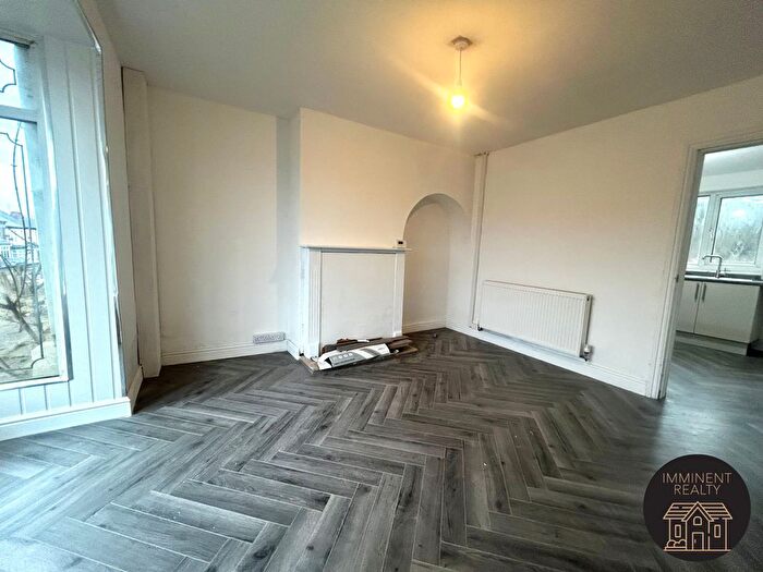 3 Bedroom Semi Detached House To Rent In Auckland Road, Birmingham, B67