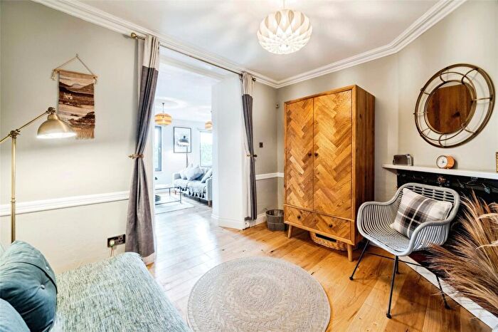 2 Bedroom Detached House For Sale In Rosneath, Helensburgh, Argyll And Bute, G84