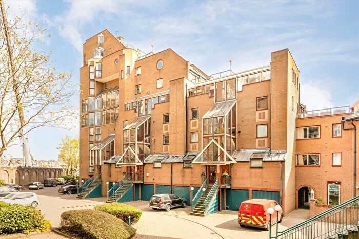 1 Bedroom Flat To Rent In Asher Way, Wapping, E1W