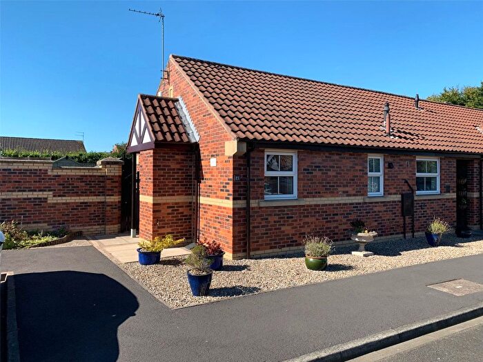 2 Bedroom Bungalow For Sale In Northfield Drive, Stokesley, Middlesbrough, North Yorkshire, TS9