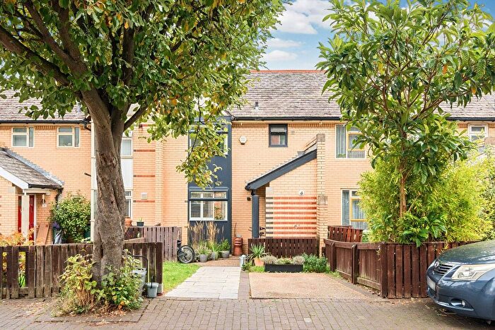 3 Bedroom Terraced House For Sale In Nash Road, Brockley, London, SE4