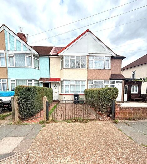 2 Bedroom Terraced House To Rent In Granville Avenue, Feltham, TW13