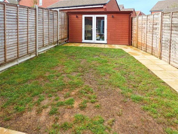 2 Bedroom Semi-Detached House For Sale In Cranesbill Road, Curbridge, Southampton, SO30