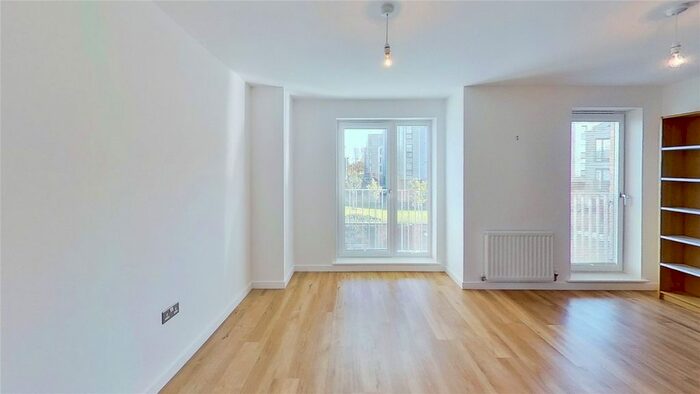 4 Bedroom Town House To Rent In Kimmerghame Row, Edinburgh, EH4