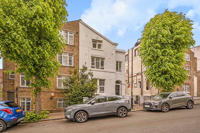 1 Bedroom Flat To Rent In Rye Hill Park, London, SE15