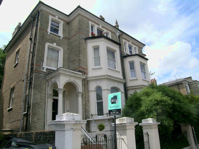 1 Bedroom Flat To Rent In St James Road, Surbiton, KT6