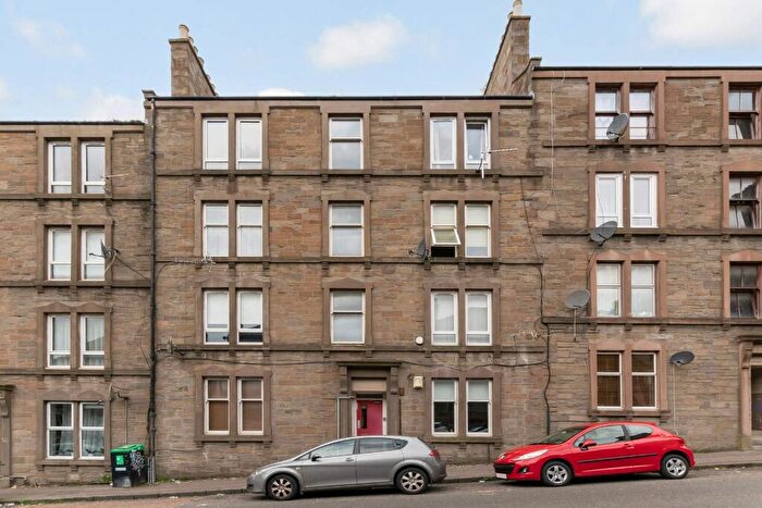 2 Bedroom Flat To Rent In Provost Road, City Centre, Dundee, DD3