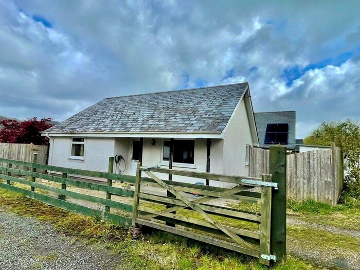 2 Bedroom Bungalow For Sale In Machynlleth, Powys, SY20