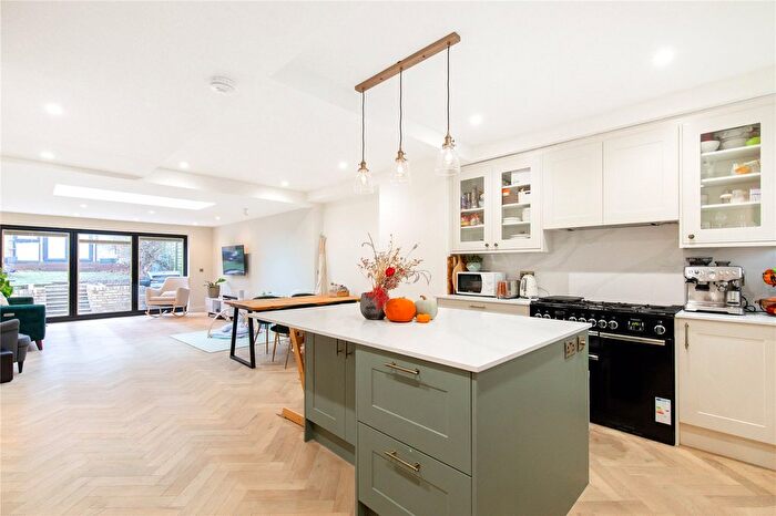 3 Bedroom Terraced House To Rent In Henty Walk, Putney, London, SW15