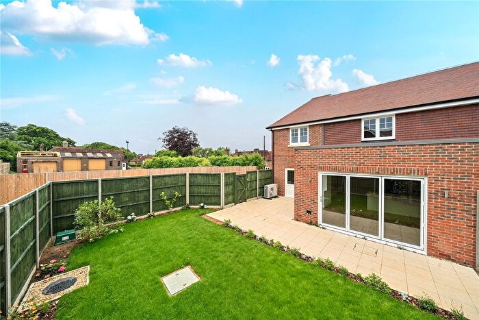 4 Bedroom Semi-Detached House For Sale In Acorn Gardens, Bell Lane, Splaynes Green, East Sussex, TN22