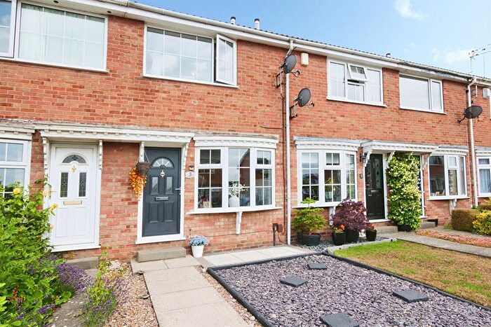2 Bedroom End Terrace House For Sale In Cayley Close, York, YO30