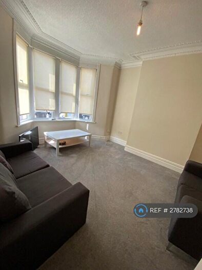 5 Bedroom Terraced House To Rent In Victoria Park, Fishponds, Bristol, BS16