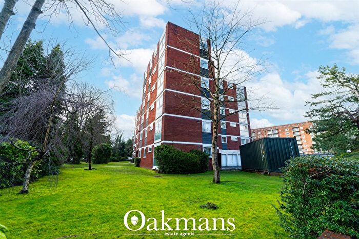 1 Bedroom Flat For Sale In Hagley Road, Birmingham, West Midlands, B16
