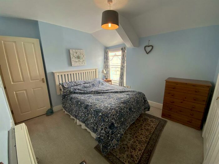 4 Bedroom Town House For Sale In Chulmleigh, EX18