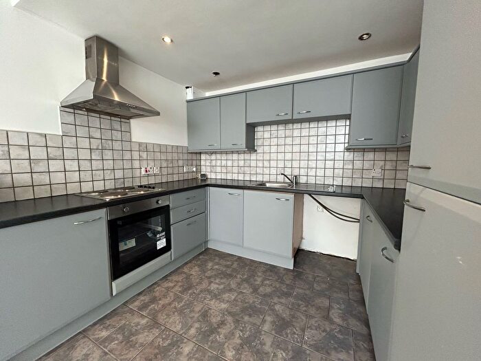 2 Bedroom Flat To Rent In Station Road, Ellesmere Port, CH65