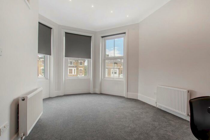 2 Bedroom Flat To Rent In Anerley Park, Penge, SE20