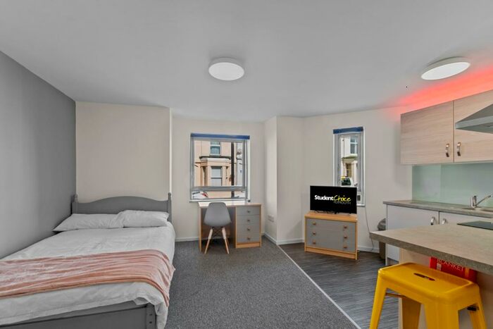 Studio To Rent In North Road West, Plymouth, Devon, PL1