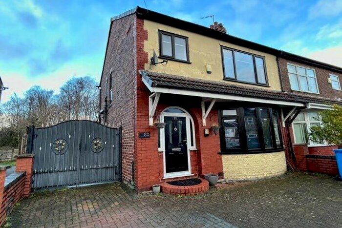3 Bedroom Property To Rent In Milford Drive, Manchester, M19
