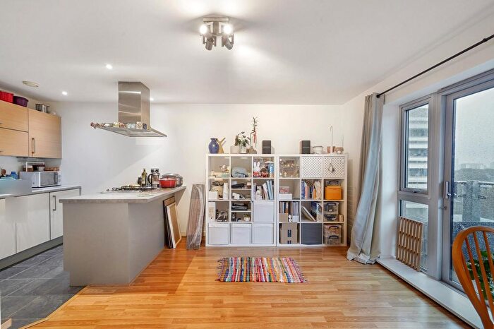1 Bedroom Flat To Rent In Maha Building, Merchant Street, London, E3