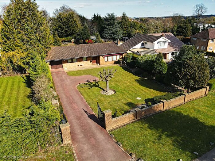 3 Bedroom Bungalow For Sale In Woodcote Park Avenue, Purley, CR8