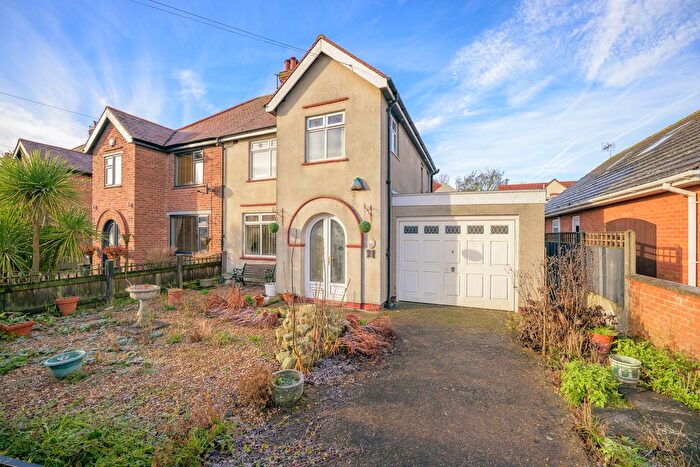 3 Bedroom Semi-Detached House For Sale In Hoylake Drive, Skegness, PE25