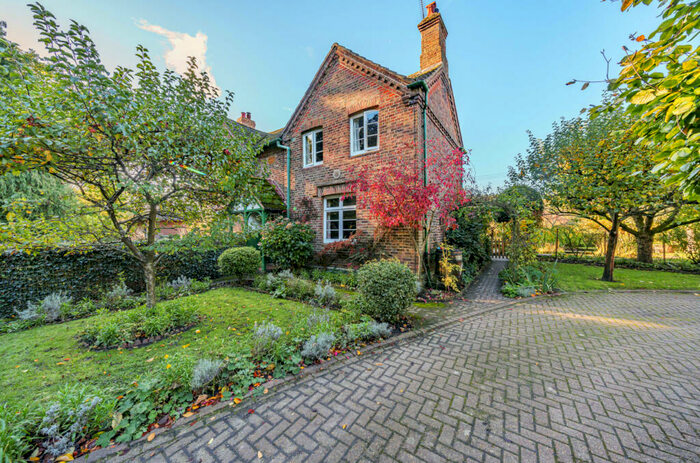 2 Bedroom Semi-Detached House For Sale In Pound Farm Lane, Ash Green, Surrey, GU12