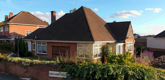 2 Bedroom Bungalow To Rent In Oakham Avenue, Dudley, DY2
